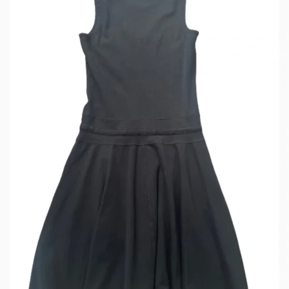 Spiegel Black V Neck Sleeveless Casual Dress with drawstring waist and pockets - Picture 3 of 6